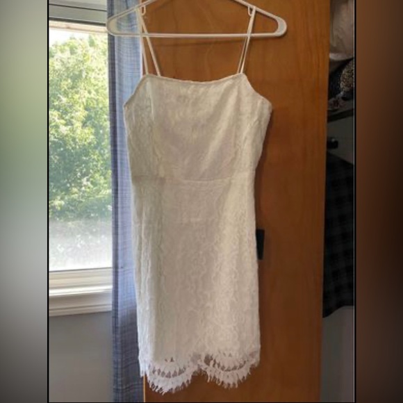 Lulus white lace dress - NWT - Picture 2 of 4